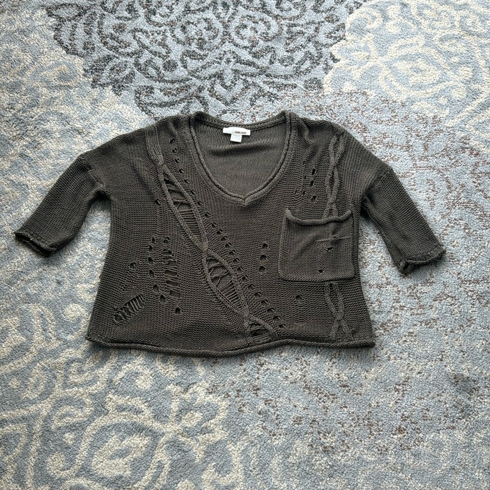Sans Souci Distressed Knit Sweater Gray Medium